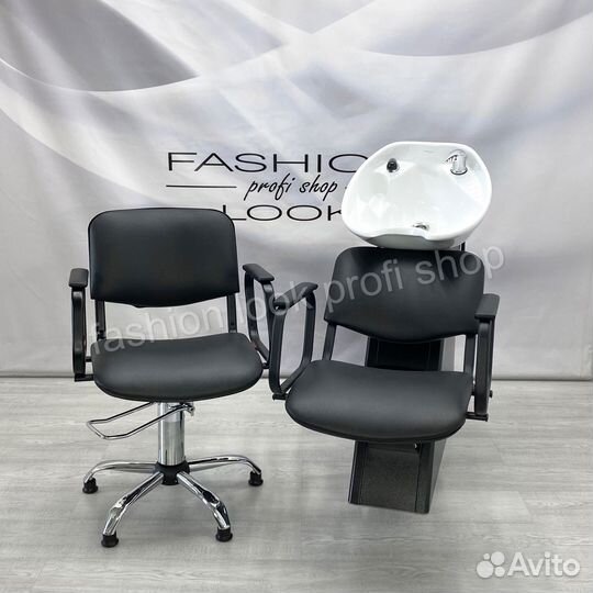 Парикмахерское кресло и мойка