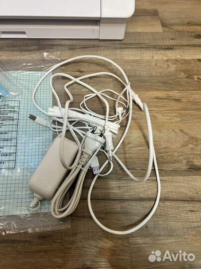 Режущий плоттер Cameo 4 Белый Silhouette