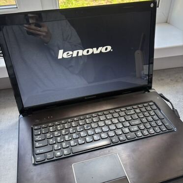 Ноутбук Lenovo