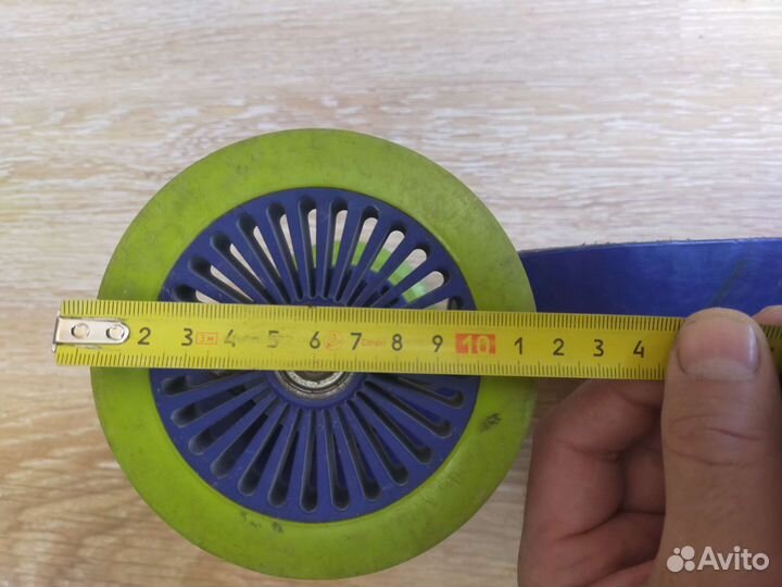 Детский трехколесный самокат