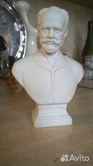 Статуэтки Касли Гжель