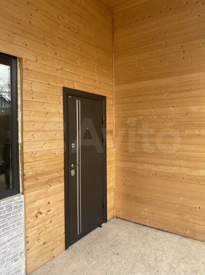 Дом 113 м² на участке 6 сот.