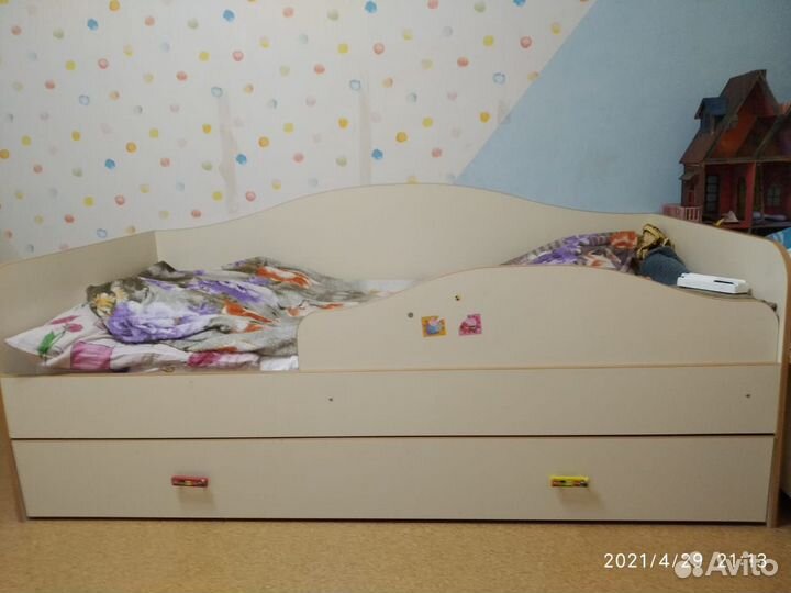 Продам кровать