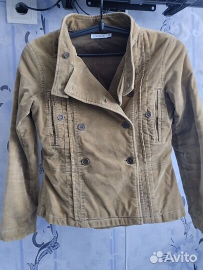 Куртка демисезонная для девочки 134 140