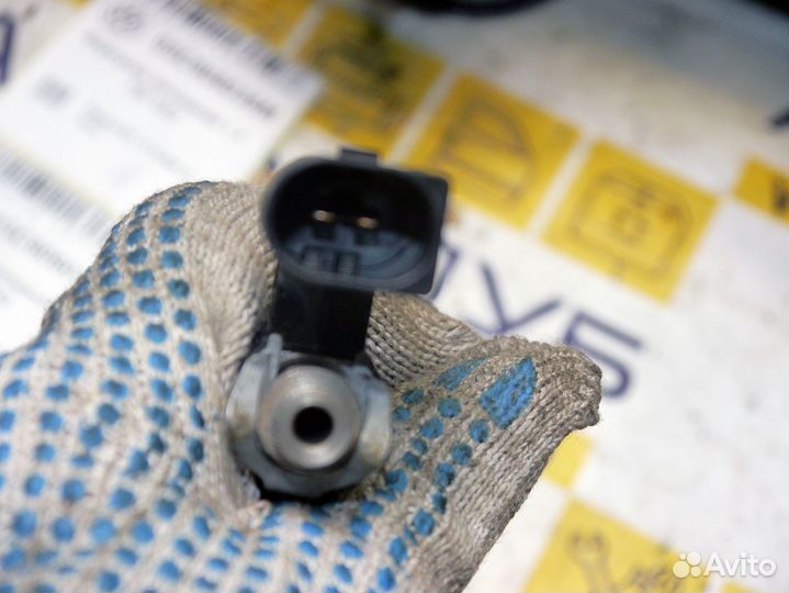 Форсунка топливная 1,4 TSI VAG