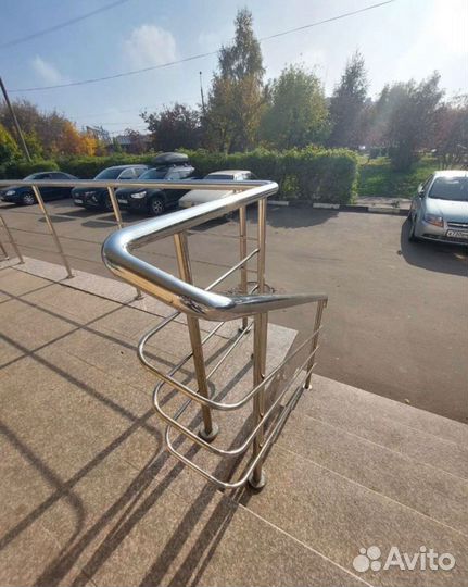 Перила из нержавеющей стали в дом