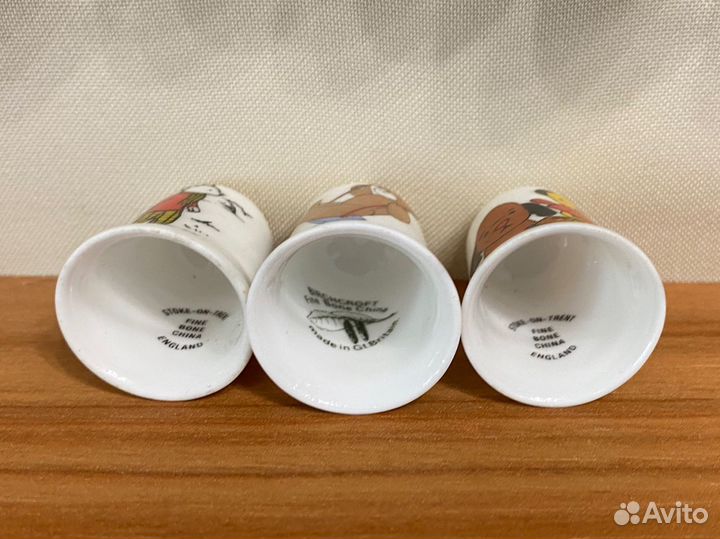 Набор фарфоровых коллекционных наперстков