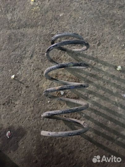 Chevrolet lacetti Пружина задняя