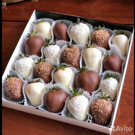 Клубника в бельгийском шоколаде букеты