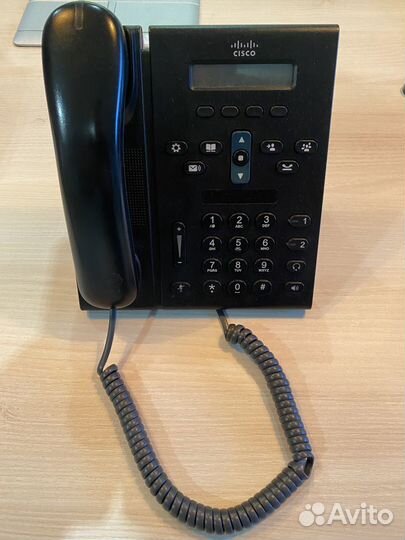 IP телефон Cisco CP-6921