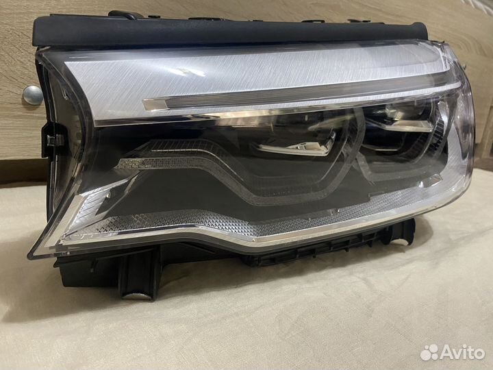 Фара BMW G30 LED Adaptive (левая)