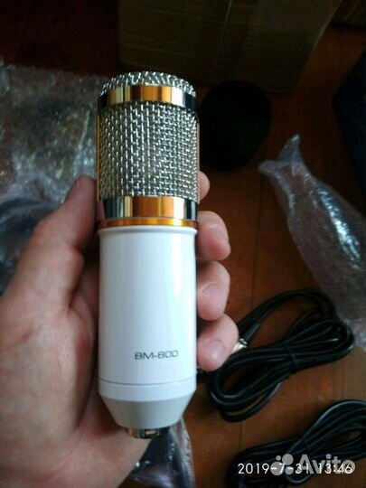 Микрофон, пантограф, фантомное питание, поп фильтр