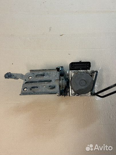 Блок ABS Skoda Rapid