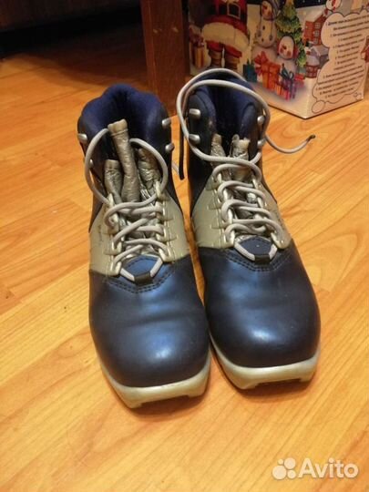 Лыжные ботинки alpina