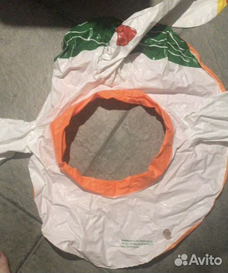 Надувной лебедь