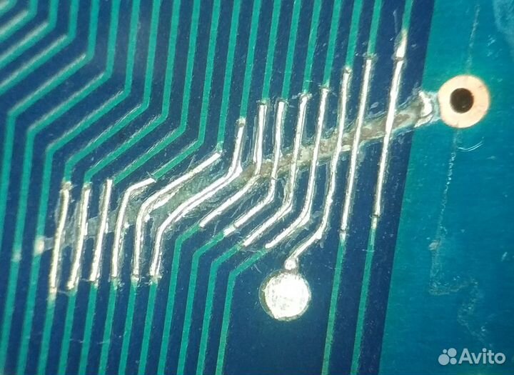 Пайка под микроскопом плат, шлейфов, компонентов