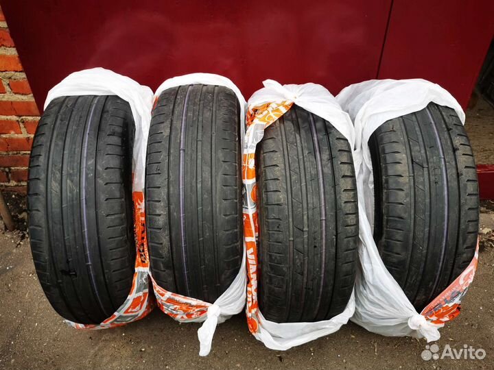 Nokian Tyres Hakka Black 235/55 R20