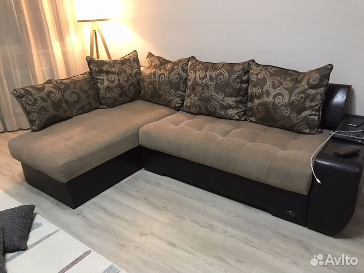 Угловой диван бу