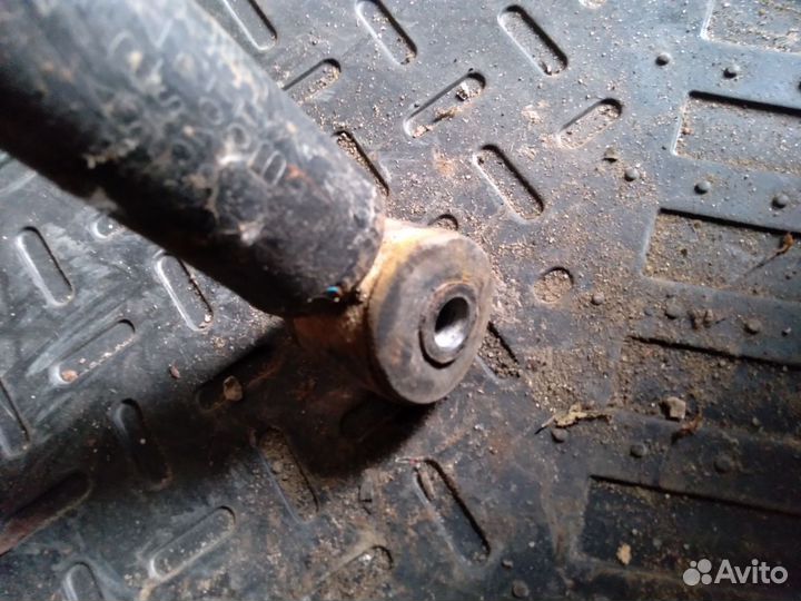 Стойка задняя mitsubishi asx