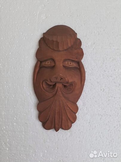 Маска деревянная 