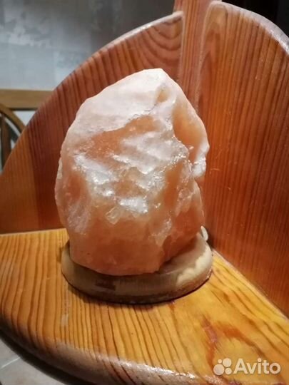 Солевая лампа для профилак заболеваний верх дых пу