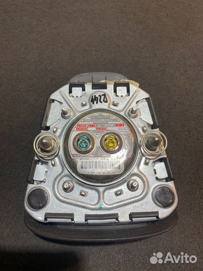 Подушка безопасности в руль Opel Insignia лифтбек