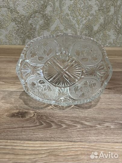 Салатник с цветочным декором, хрусталь