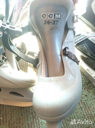 Коньки хоккейные детские