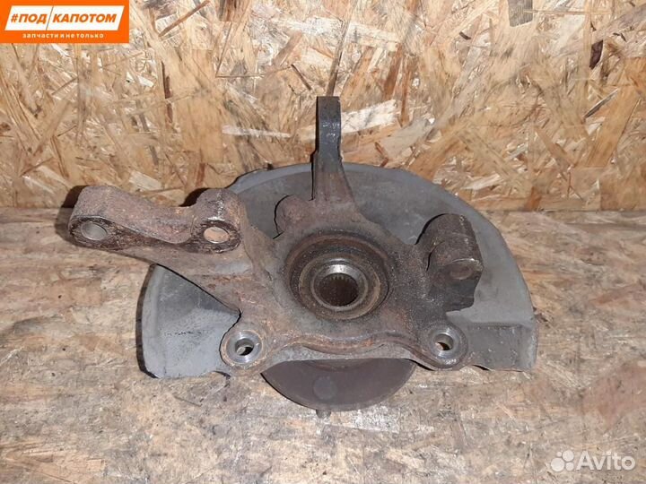 Кулак передний правый Mitsubishi Lancer 10