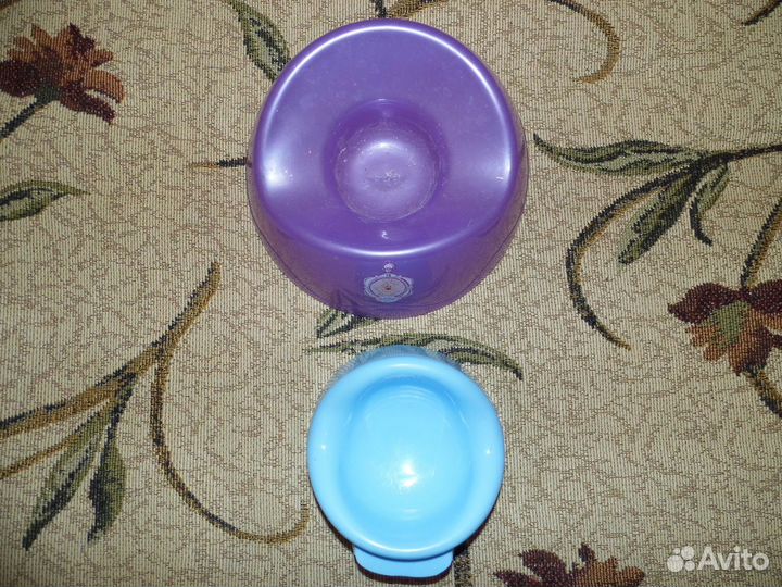 Чашки для корма животным