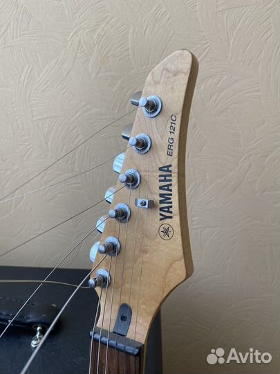 Гитара Yamaha erg121
