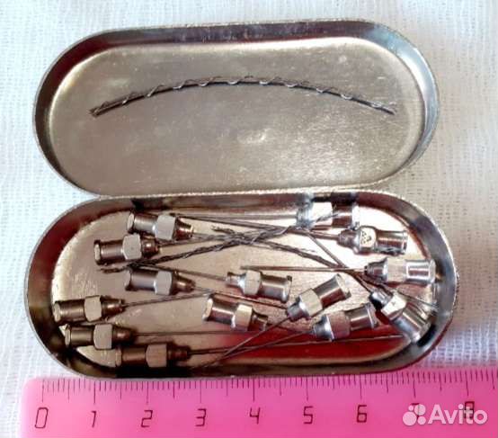 Стерилизатор, шприцы, иглы СССР