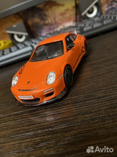 Игрушечные машинки