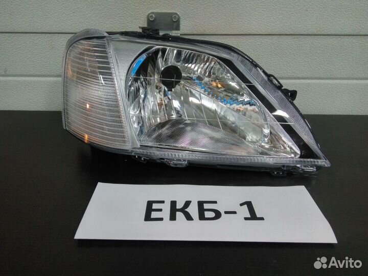 Фара правая Renault Logan 1 2004-2014