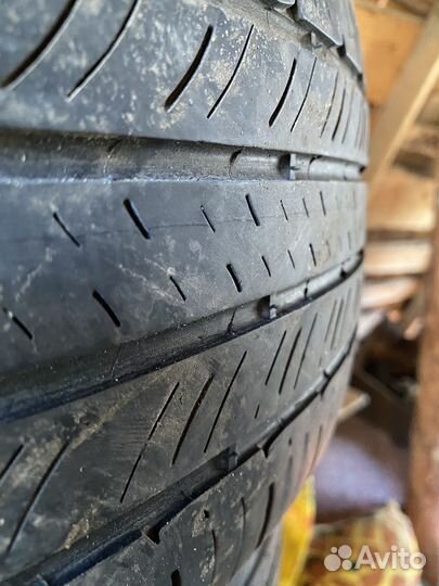 Michelin Latitude Tour 215/65 R16 98