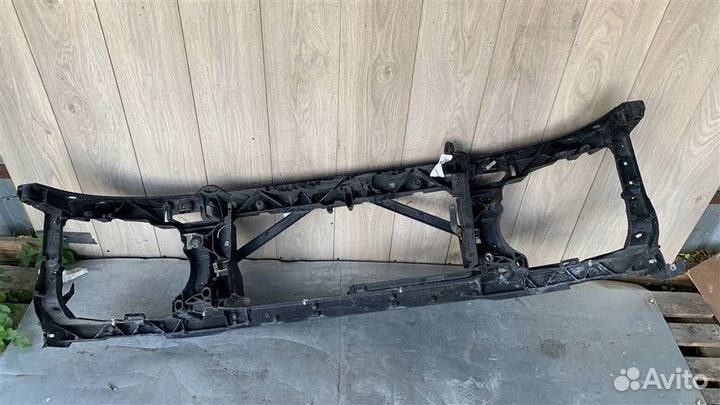 Панель передняя телевизор от Land Rover Range Rov