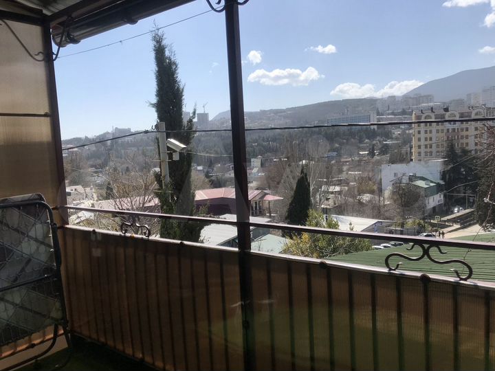 Комната 17 м² в 1-к., 1/1 эт.