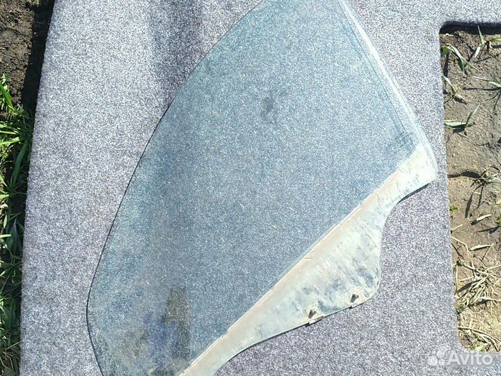 Стекло переднее левое Renault Logan Рено Логан