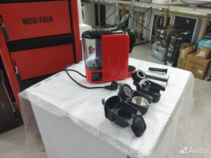 Кофемашина капсульная inhouse ICM 1903/1904, крас