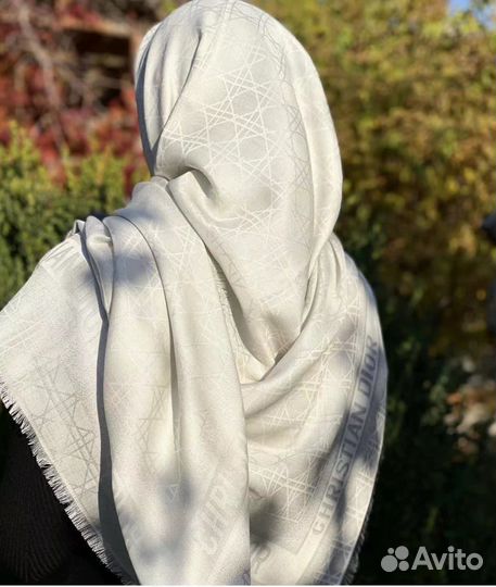 Платок- шаль Christian Dior