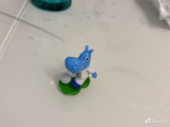 Игрушки из kinder бегемотики новые