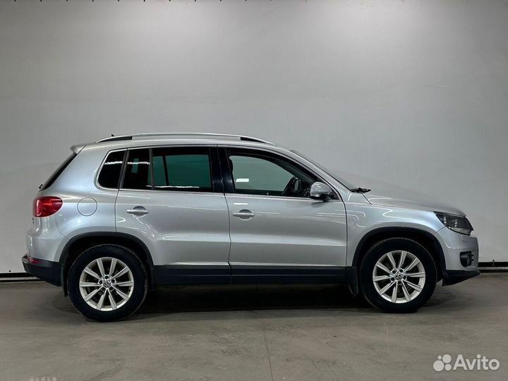 Volkswagen Tiguan 2.0 AT, 2011, 229 790 км