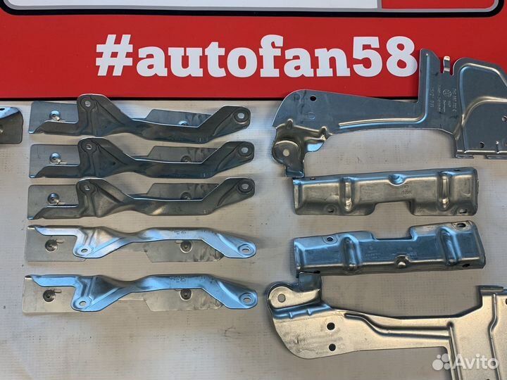 Крепление потолочных ручек Volkswagen T5 / T6