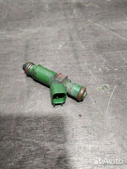 Форсунка топливная Volvo S60 sedan B5244S 2006