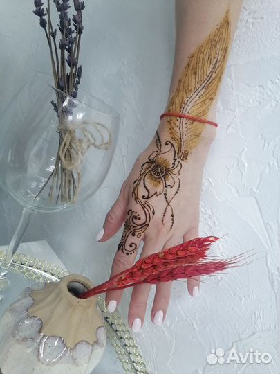 Хна в конусах (мехенди)