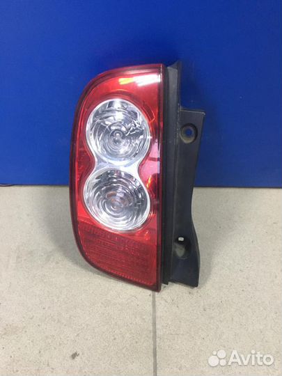 Стоп фонарь Ниссан Марч Микра 2002-2010 L/R