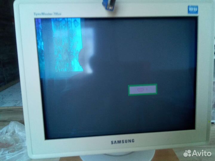Монитор Samsung 795 DF