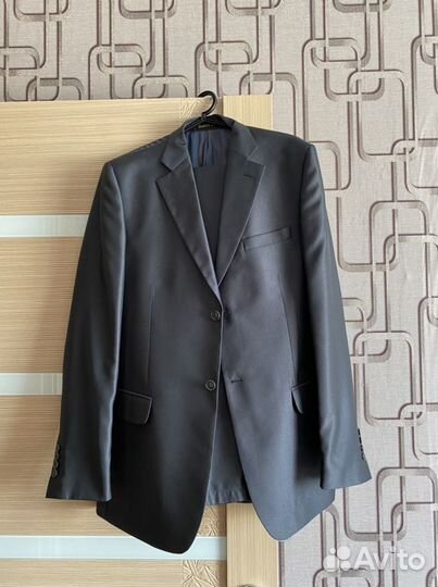 Мужской классический костюм