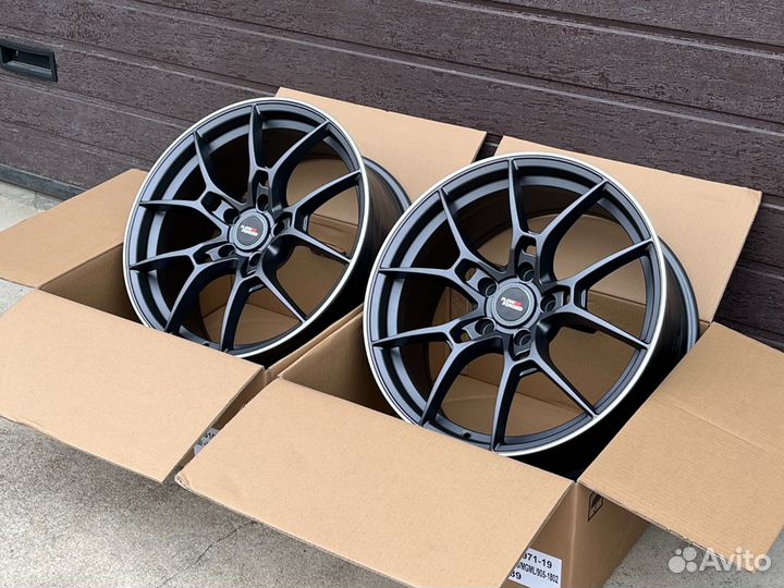 Комплект дисков FlowForged R18 5*114.3 mgml(905)e