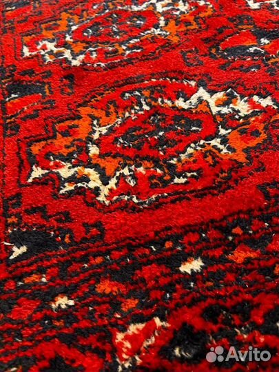 Старинный ковер